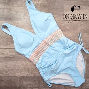 Blooming Jelly Ruched Side One Piece Swimsuit Size M